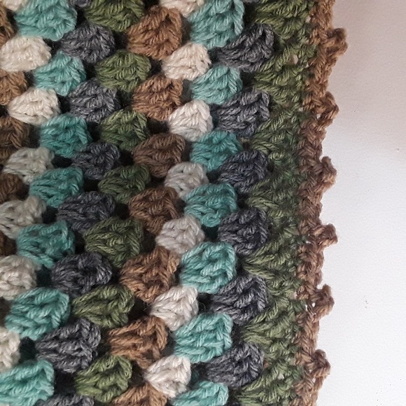 Handmade Crochet Granny Stripe Skirt size large - Picture 3 of 4